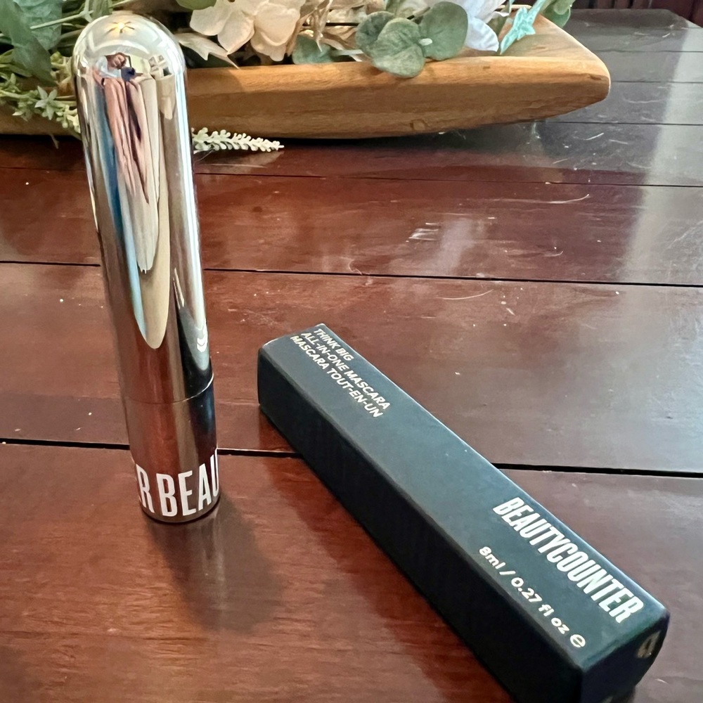 NIB Beautycounter Think Big Mascara